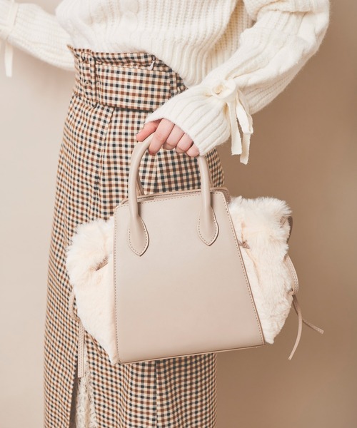 31 Sons de mode（トランテアン　ソン　ドゥ　モード）の「ファーコンビバッグ（ショルダーバッグ・レディース・オフホワイト/サックスブルー/ピンク・フリー）」の5枚目の写真