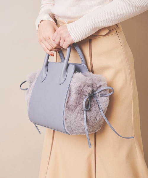 31 Sons de mode（トランテアン　ソン　ドゥ　モード）の「ファーコンビバッグ（ショルダーバッグ・レディース・オフホワイト/サックスブルー/ピンク・フリー）」の9枚目の写真