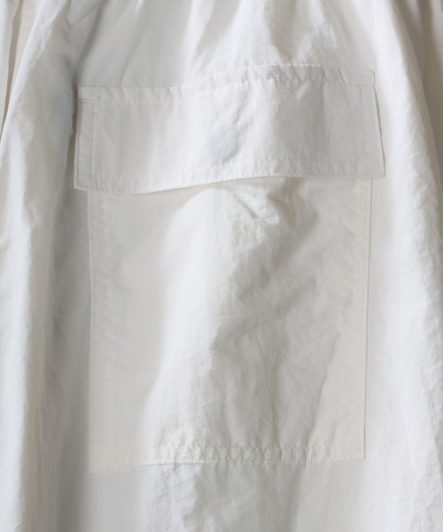 SITRY(シトリー)の「Nylon wide snow pants/ナイロン タック ワイド スノーパンツ(その他パンツ・メンズ・ホワイト/ブラック/グリーン/マスタード/ロイヤルブルー・M/L/XL)」の10枚目の写真