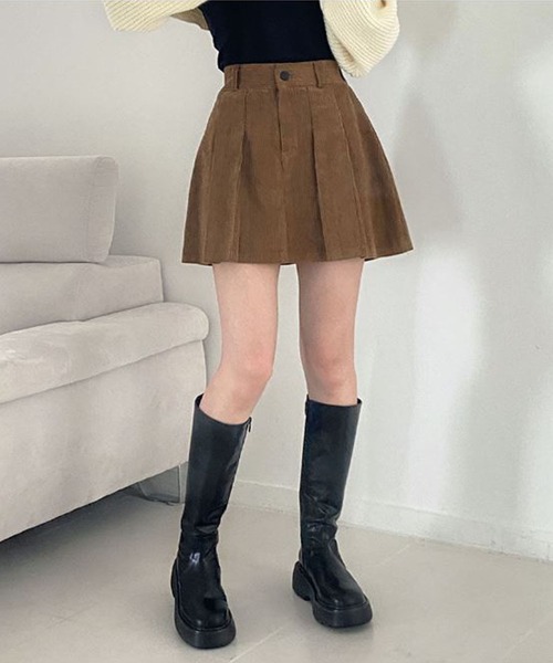 me+em select(ミームセレクト)の「タックプリーツコーデュロイミニスカート【韓国製】(スカート・レディース・ブラウン/ベージュ/ブラック・FREE)」の19枚目の写真