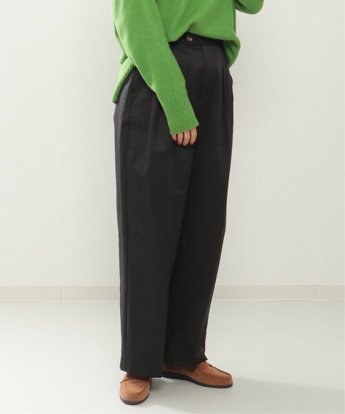 LBC(エルビーシー)の「カラーワイドストレートパンツ(その他パンツ・レディース・ブラック/グリーン系その他・M)」の2枚目の写真