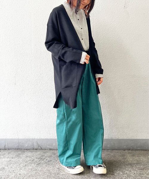 LBC(エルビーシー)の「カラーワイドストレートパンツ(その他パンツ・レディース・ブラック/グリーン系その他・M)」の20枚目の写真