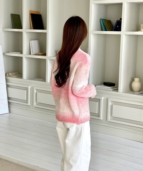MINS MINIS（ミンスミニス）の「グラデーションニットプルオーバー（ニット/セーター・レディース・ブラック/ベージュ/ピンク/その他1・FREE）」の19枚目の写真