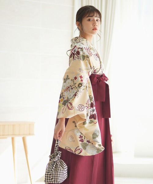 utatane(ウタタネ)の「袴セット ひよこ商店 ピンクベージュに花結び(着物・レディース・ベージュ・LL/M/L)」の5枚目の写真