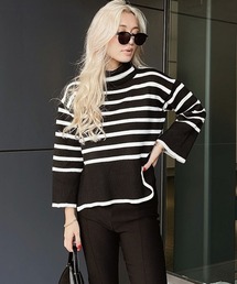 オーバーサイズドボーダーニット