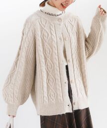 ケーブルニットカーディガン