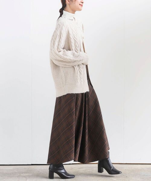 rps（アールピーエス）の「ケーブルニットカーディガン（カーディガン/ボレロ・レディース・アイボリー/ベージュ/ピンク/杢グレー・フリー）」の8枚目の写真