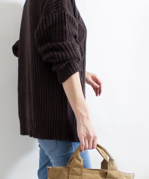 ALL ORDINARIES（オールオーディナリーズ）の「フロント重ね紐付ケーブルニットプルオーバー（ニット/セーター・レディース・オフホワイト/チャコールグレー・FREE）」の12枚目の写真
