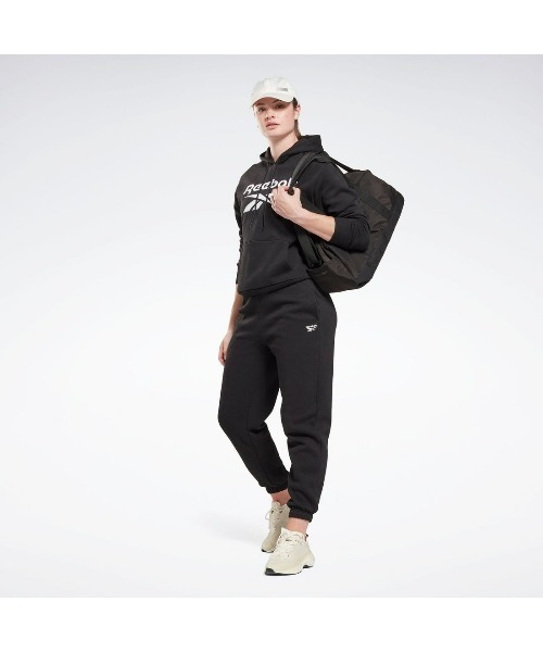 Reebok(リーボック)の「フリースフーディー / RI BL Fleece Hoodie(パーカー・レディース・ブラック・J/L/J/M/J/S/J/O/J/XS)」の2枚目の写真