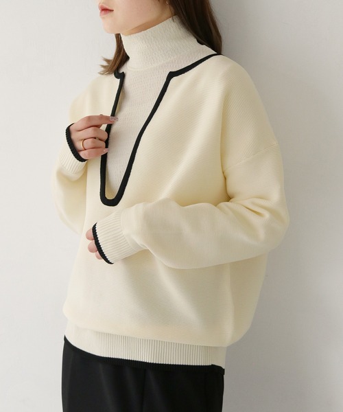 HER CLOSET（ハークローゼット）の「【shemoshelly】WEB限定バイカラーキーネックスウェットライクニット（ニット/セーター・レディース・ブラウン/ベージュ/オフホワイト・M）」の3枚目の写真