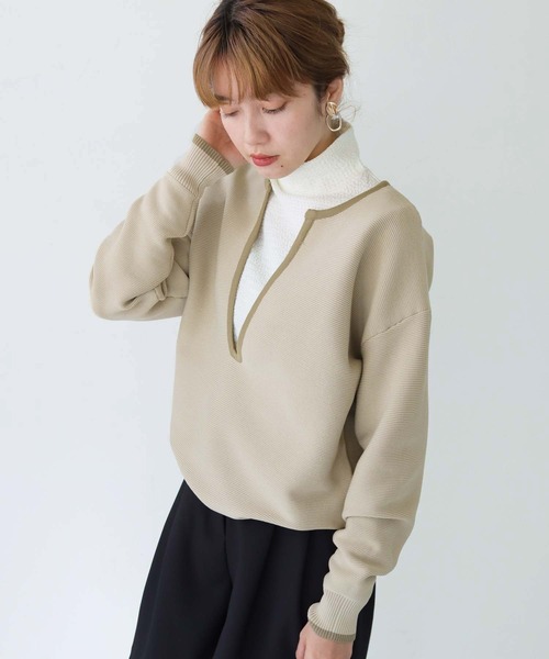 HER CLOSET（ハークローゼット）の「【shemoshelly】WEB限定バイカラーキーネックスウェットライクニット（ニット/セーター・レディース・ブラウン/ベージュ/オフホワイト・M）」の20枚目の写真