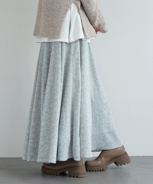 Crisp（クリスプ）の「フラワーヘムフレアスカート（スカート・レディース・イエロー/ブルー・FREE）」の8枚目の写真