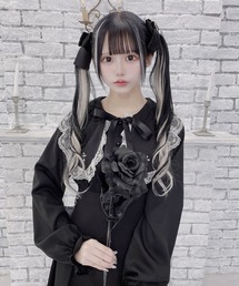 クロス刺繍襟ブラウス