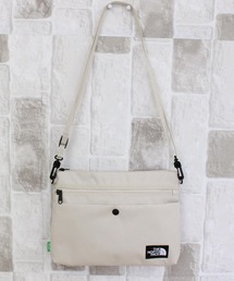 THE NORTH FACE（ザノースフェイス）の「ライトスリングバッグ 韓国ライン Ml Light Sling Bag  Korea Line（ショルダーバッグ・メンズ）」