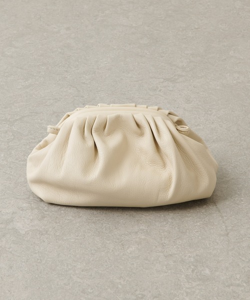 Whim Gazette（ウィムガゼット）の「【Hoaw.】2ストラップギャザーミニバッグ（ハンドバッグ・レディース・アイボリー/ブラック/レッド・FREE）」の10枚目の写真