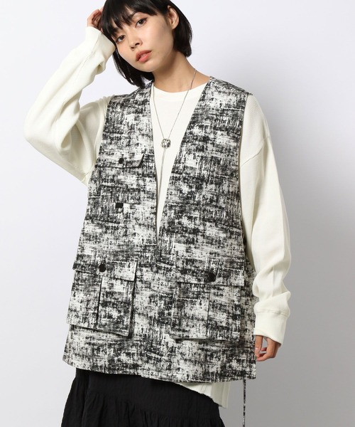 PAGEBOY（ページボーイ）の「クリアミリタリーベスト（その他アウター・レディース・ブラック系その他/ブラック/グレイッシュベージュ・FREE）」の9枚目の写真