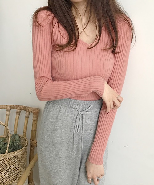 NinaetLina（ニナエリナ）の「Vネックタイトリブニットソー（ニット/セーター・レディース・ブラック/グレー/ベージュ/ブラウン/ホワイト/ピンク/モカ・FREE）」の7枚目の写真