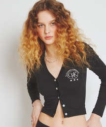 CRANK（クランク）の「A'GAM/9×.kom『CRANK/クランク』LOGO PK CROP CARDIGAN/ロゴクロップカーディガン（カーディガン/ボレロ・レディース）」