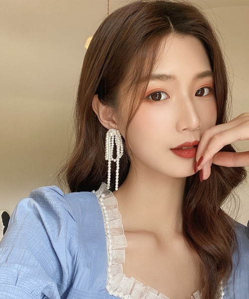 LYEON(リヨン)の「ビーズリボンピアス(ピアス(両耳用)・レディース・ホワイト・FREE)」の3枚目の写真