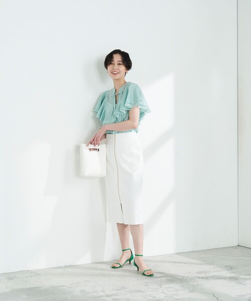 NOLLEY'S Sophi（ノーリーズソフィ）の「シアーローンラッフル