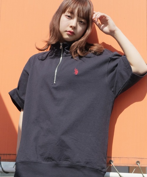 U.S. POLO ASSN.（ユーエスポロアッスン）の「U.S. POLO ASSN. / ユーエスポロアッスン 別注 コラボ オーバーサイズ ハーフジップ 半袖 Tシャツ（Tシャツ/カットソー・メンズ・ホワイト系その他/ホワイト/ブルー系その他/チャコール/ネイビー/ダークグリーン/ブラック系その他/ライトベージュ/ブラック・X-LARGE/LARGE/MEDIUM）」の8枚目の写真