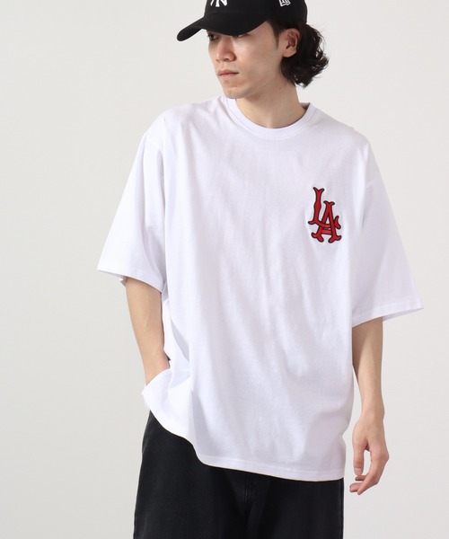 RE730(アールイーセブンサーティー)の「RE730 ビッグシルエット半袖Tシャツ(Tシャツ/カットソー・メンズ・ブラック系1/ブラック/イエロー/イエロー系1/ブルー系1/ホワイト/イエロー系2/ホワイト系1/ホワイト系2/ブラック系2/ブルー系2/ターコイズブルー・L/XL/M)」の4枚目の写真