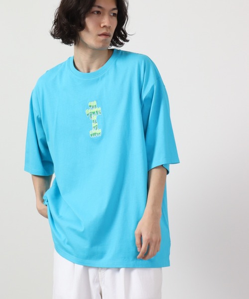 RE730(アールイーセブンサーティー)の「RE730 ビッグシルエット半袖Tシャツ(Tシャツ/カットソー・メンズ・ブラック系1/ブラック/イエロー/イエロー系1/ブルー系1/ホワイト/イエロー系2/ホワイト系1/ホワイト系2/ブラック系2/ブルー系2/ターコイズブルー・L/XL/M)」の7枚目の写真