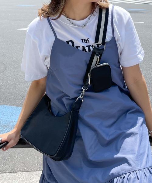 archives（アルシーヴ）の「ユーティリティバッグ（ショルダーバッグ・レディース・ブラック/アイボリー・FREE）」の2枚目の写真