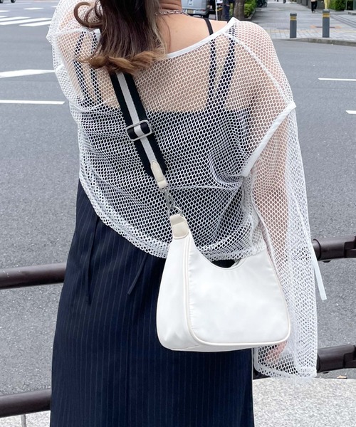 archives（アルシーヴ）の「ユーティリティバッグ（ショルダーバッグ・レディース・ブラック/アイボリー・FREE）」の6枚目の写真