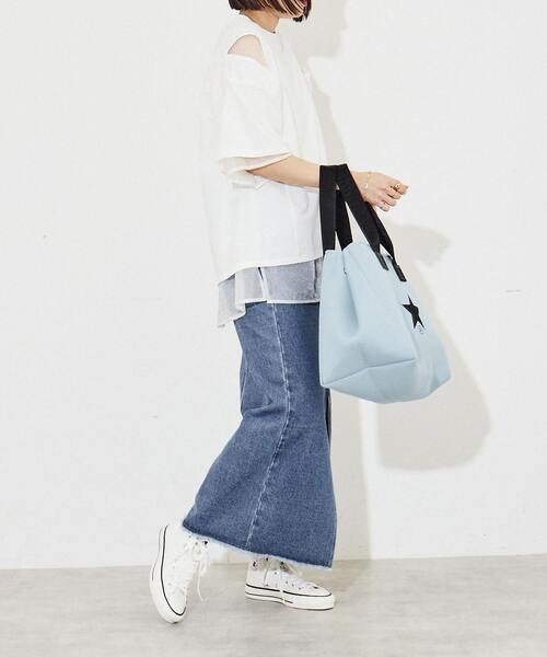 CONVERSE TOKYO(コンバーストウキョウ)の「REVERSIBLE SHEER TEE(Tシャツ/カットソー・レディース・ホワイト/ブラック・FREE)」の6枚目の写真