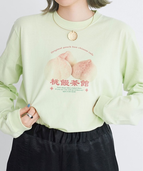 I am I in fact...(アイアムアイインファクト)の「桃饅頭 ロンT(Tシャツ/カットソー・レディース・ホワイト/グリーン・FREE)」の1枚目の写真