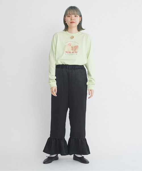 I am I in fact...(アイアムアイインファクト)の「桃饅頭 ロンT(Tシャツ/カットソー・レディース・ホワイト/グリーン・FREE)」の12枚目の写真
