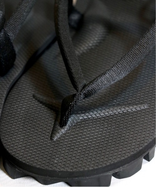 suicoke(スイコック)の「SUICOKE/スイコック GUT グト(サンダル・メンズ・ブラック・9/6/10/8/5)」の9枚目の写真