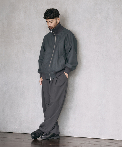 EDIFICE（エディフィス）の「STORMFLEECE バルーンフィット イージーパンツ（その他パンツ・メンズ・ネイビー/チャコールグレー・MEDIUM/LARGE）」の22枚目の写真