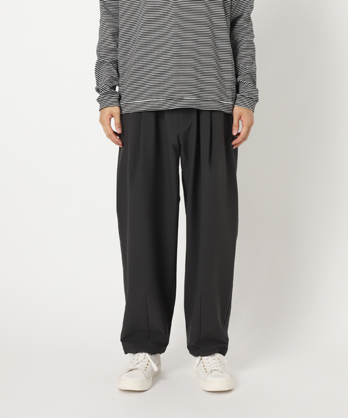 EDIFICE（エディフィス）の「STORMFLEECE バルーンフィット イージーパンツ（その他パンツ・メンズ・ネイビー/チャコールグレー・MEDIUM/LARGE）」の7枚目の写真