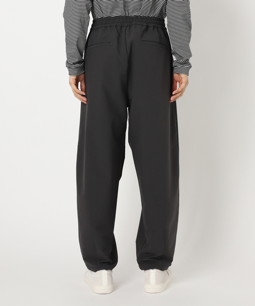 EDIFICE（エディフィス）の「STORMFLEECE バルーンフィット イージーパンツ（その他パンツ・メンズ・ネイビー/チャコールグレー・MEDIUM/LARGE）」の10枚目の写真