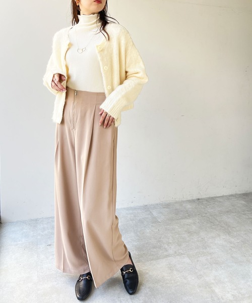 GeeRA(ジーラ)の「ハイウエストジップワイドパンツ(スラックス・レディース・ライトベージュ/ブラック・LARGE/MEDIUM)」の9枚目の写真