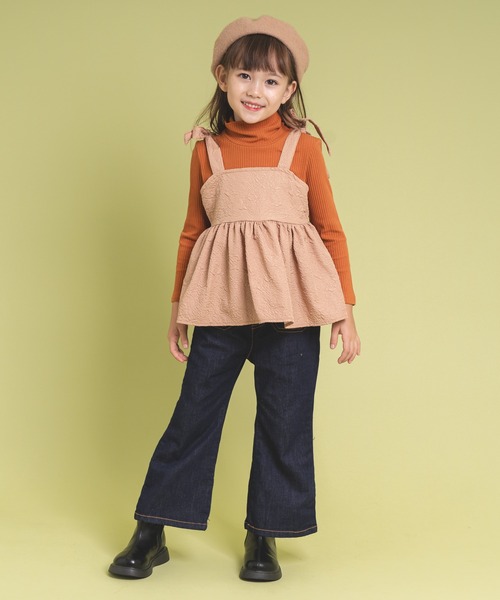 URBAN CHERRY(アーバンチェリー)の「フロントポケットデザインフレアデニムパンツ(デニムパンツ・キッズ・ブルー・150cm/120cm/110cm/140cm/130cm)」の15枚目の写真