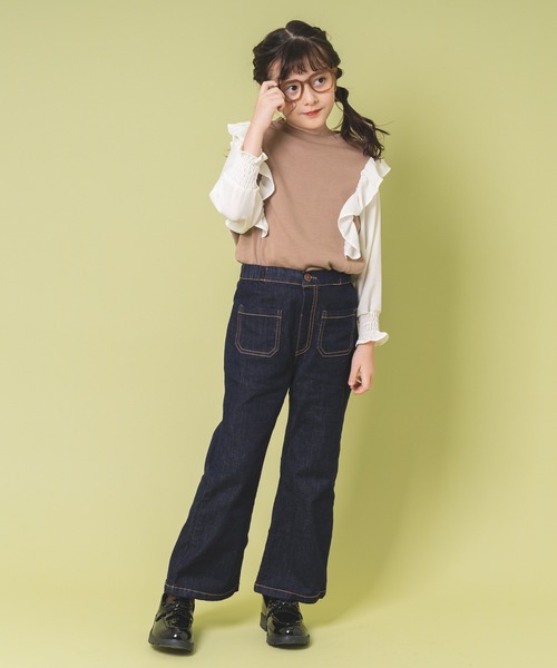 URBAN CHERRY(アーバンチェリー)の「フロントポケットデザインフレアデニムパンツ(デニムパンツ・キッズ・ブルー・150cm/120cm/110cm/140cm/130cm)」の16枚目の写真