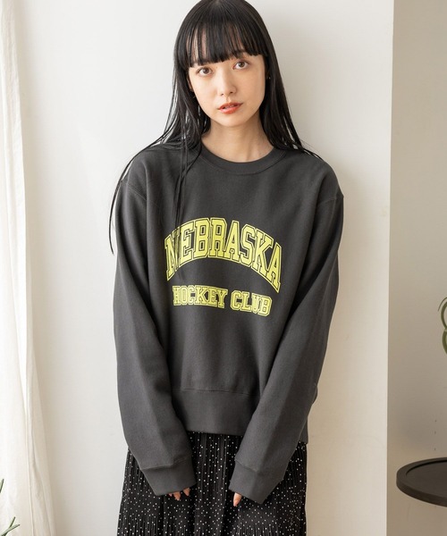 LOWRYS FARM（ローリーズファーム）の「ホッケーカジュアルウラケキモウＬＳ 966168（スウェット・レディース・チャコールグレー/ブルー/ホワイト/グレー・FREE）」の2枚目の写真