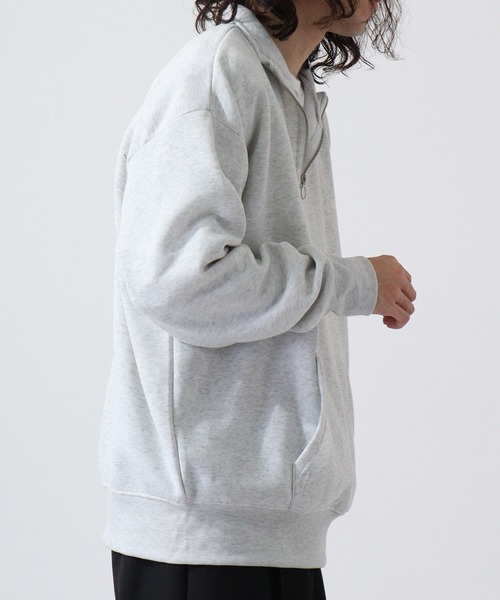 FUNALIVE（ファンアライブ）の「High neck brushed lining half zip sweatshirt / ハイネック裏起毛 ハーフジップスウェット unisex（スウェット・メンズ・ヘザーチャコール/グレイッシュベージュ/ブラック/パープル/オートミール・M/L/XL）」の8枚目の写真