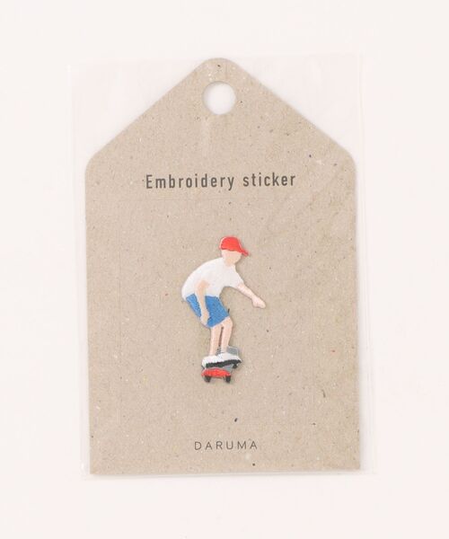 studio CLIP（スタディオクリップ）の「【daily CLIP】刺繍ステッカー モチーフ（その他雑貨・レディース・その他5/その他2/その他8/その他7/その他3/その他4/その他6/その他1/その他9/オフホワイト/ホワイト/ライトグレー/シルバーグレー/サンドグレー/スモーク/ダークグレー/チャコール/ブラック/グレー・FREE）」の5枚目の写真