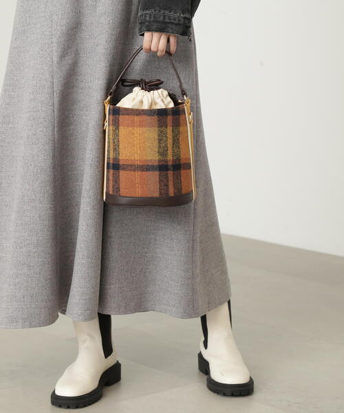 N.（N. Natural Beauty Basic）（エヌエヌナチュラルビューティーベーシック）の「◆配色バケツショルダーバッグ（ビジネスバッグ・レディース・グレー系その他/ブラウン系その他・ﾌﾘ-）」の17枚目の写真