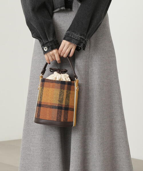 N.（N. Natural Beauty Basic）（エヌエヌナチュラルビューティーベーシック）の「◆配色バケツショルダーバッグ（ビジネスバッグ・レディース・グレー系その他/ブラウン系その他・ﾌﾘ-）」の18枚目の写真