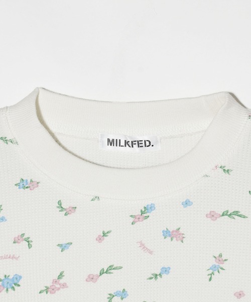 MILKFED.（ミルクフェド）の「FLORAL PATTERN WAFFLE L/S TOP（Tシャツ/カットソー・レディース・アッシュ/ホワイト・ONE SIZE）」の5枚目の写真