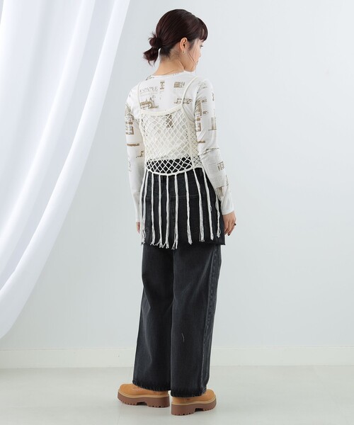 Ray BEAMS(レイビームス)の「Ray BEAMS / カギバリ フリンジ キャミソール(ニット/セーター・レディース・ホワイト/ブラック・ONE SIZE)」の11枚目の写真