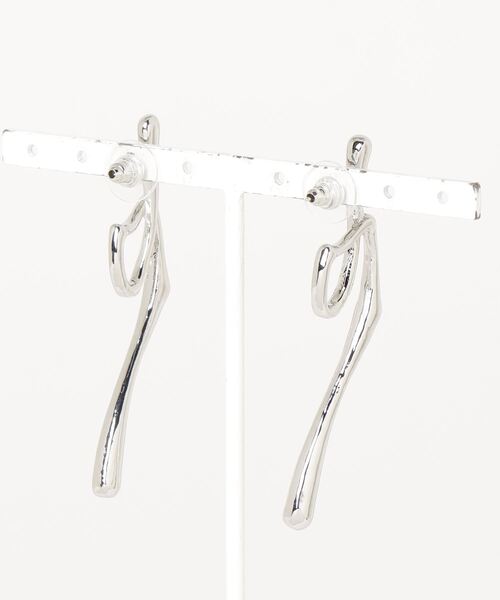 LYEON(リヨン)の「ドローイングロングピアス(ピアス(両耳用)・レディース・ゴールド/シルバー・FREE)」の5枚目の写真