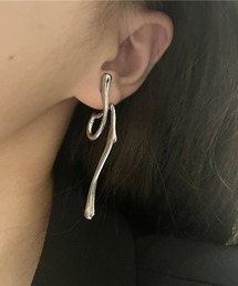 LYEON | ドローイングロングピアス(ピアス（両耳用）)