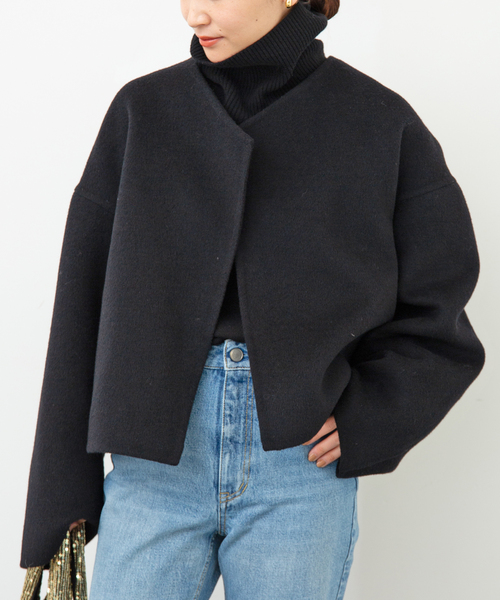 Deuxieme Classe（ドゥーズィエムクラス）の「ウールアンゴラ ショートコート（ノーカラーコート・レディース・ブラック・FREE）」の2枚目の写真