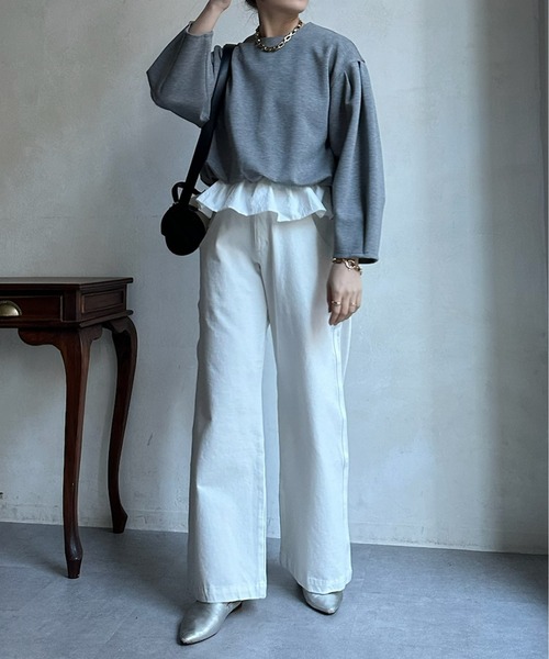 DouDou（ドゥドゥ）の「【WEB限定】  裾フリルダンボールプルオーバー（その他トップス・レディース・ブラック/オフホワイト/チャコールグレー・FREE）」の7枚目の写真